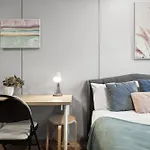 Standard Triple Room - Luxe Spot - Next To Central - Shared Bathroom