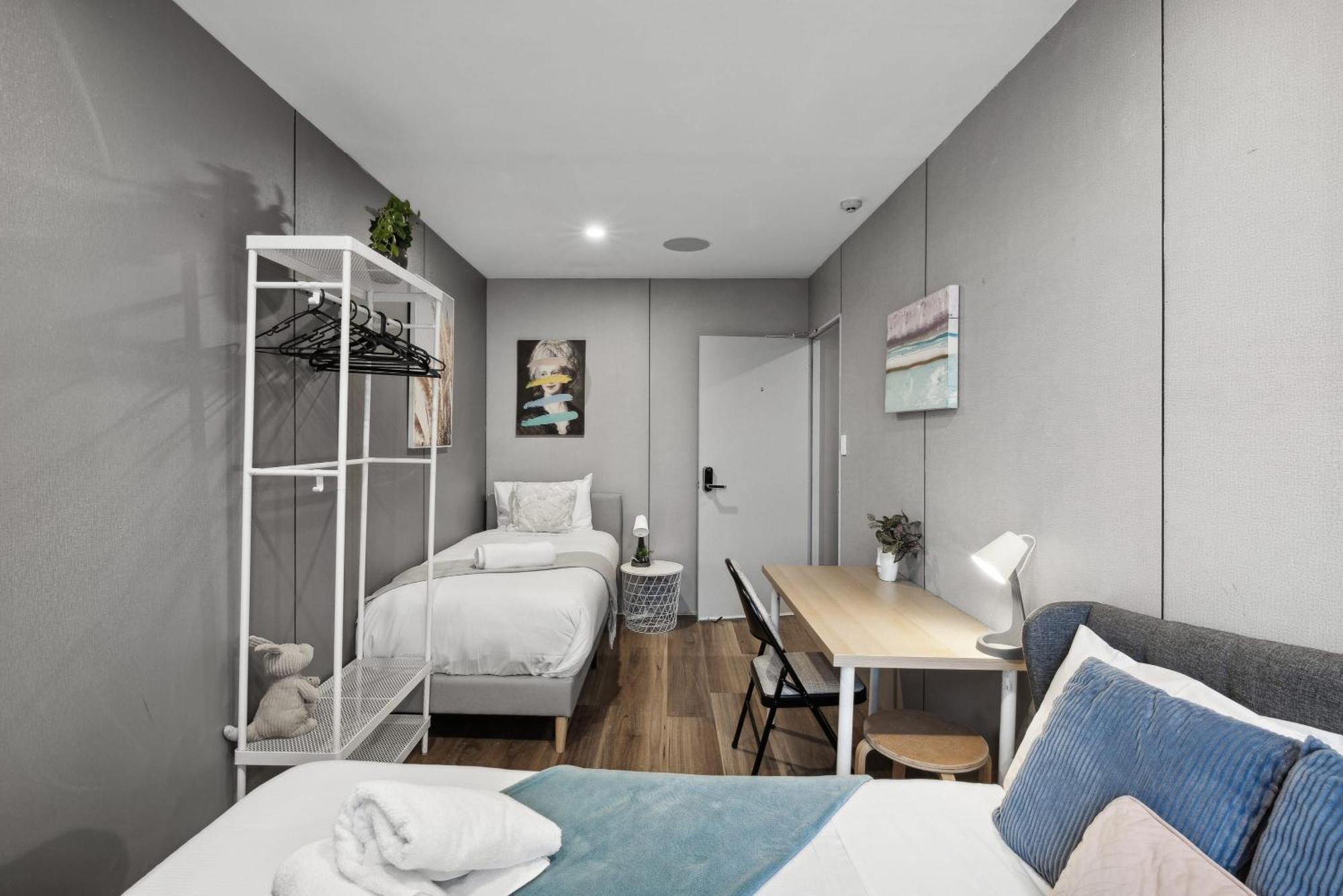 Guest house Standard Triple - Luxe Spot - Next To - Shared Bathroom Sydney